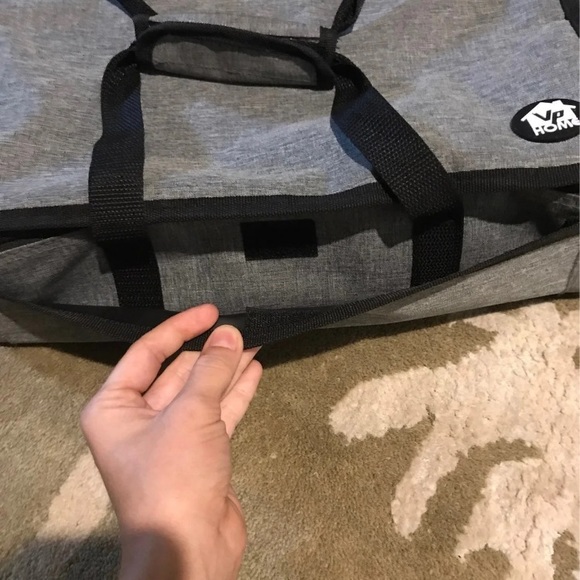 *WILL SEPARATED; Matching Eddie Bauer bag & lunch bag - Picture 7 of 8